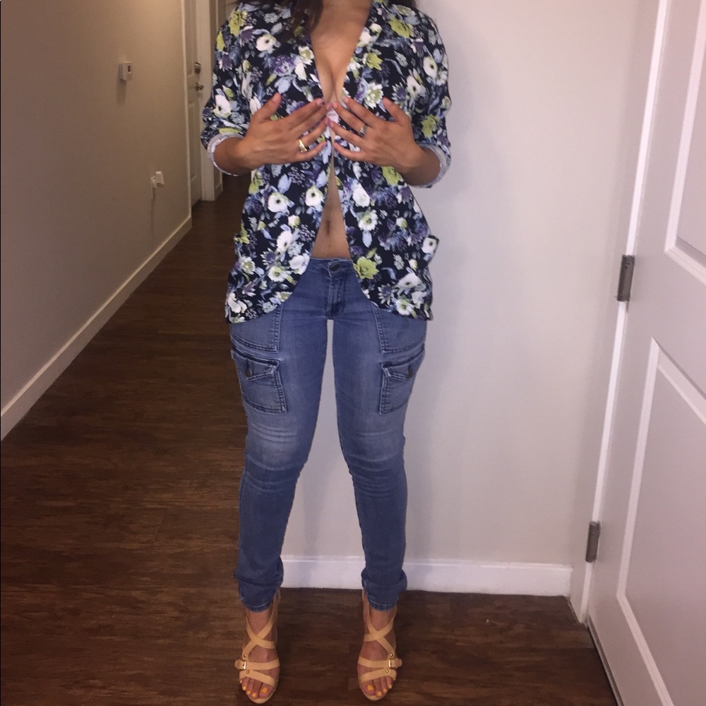 H&M Colorful, quarter length sleeve, comfy blazer.